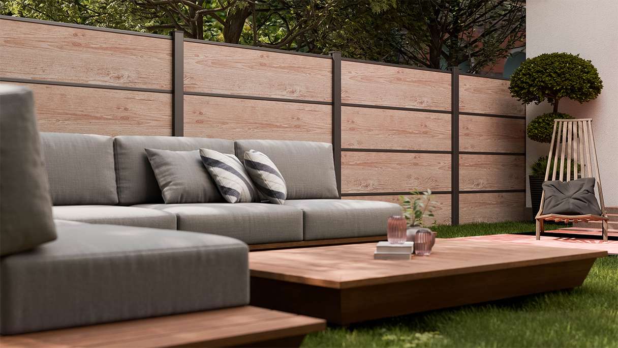 planeo Gardence Resistant - HPL-Steckzaun Holzoptik 180 x 183 cm