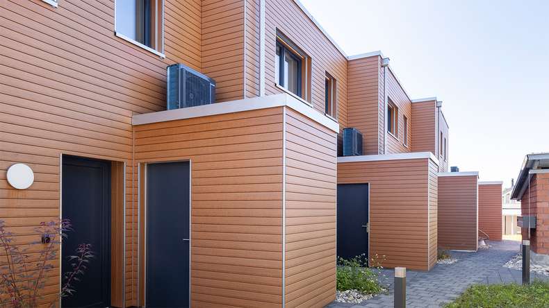 planeo Fassado - WPC Rhombusleiste Fassadenverkleidung Prime Bernsteinbraun Small 4 m