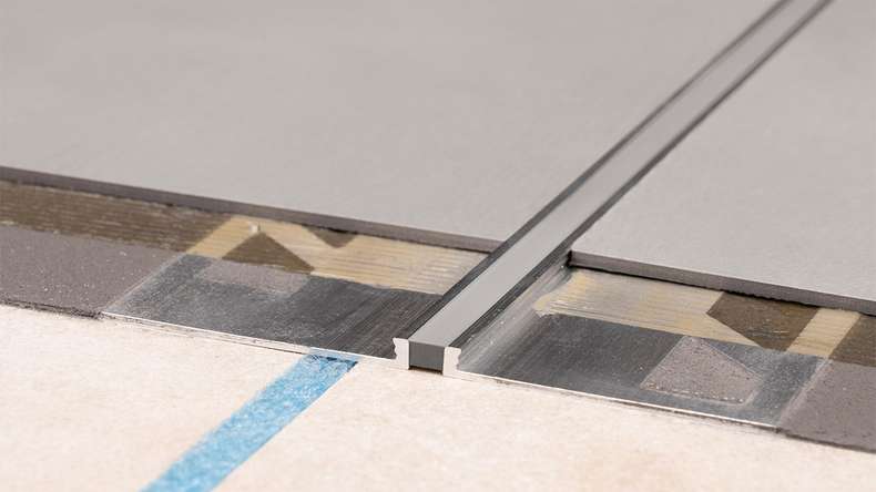 planeo Dehnfugensystem 667 - 3000 x 95 x 3 mm