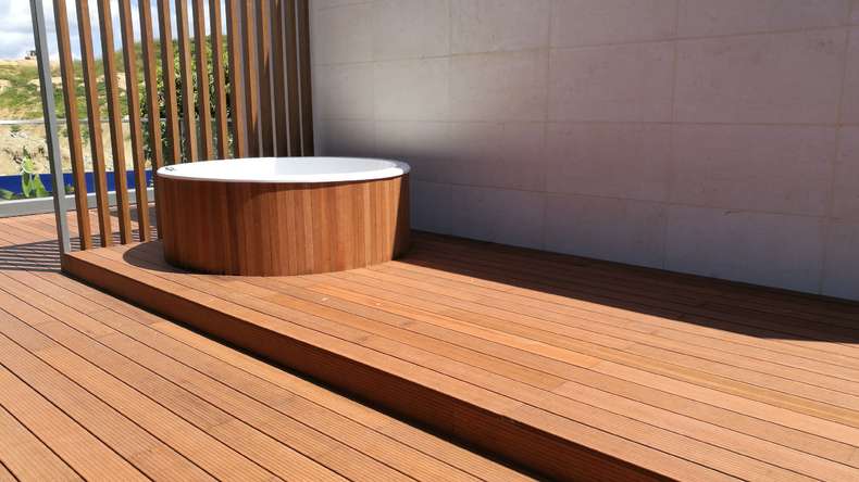 planeo Holzterrasse Massivdiele Bambus Hell glatt/fein genutet - 1850 x 137 x 20 mm