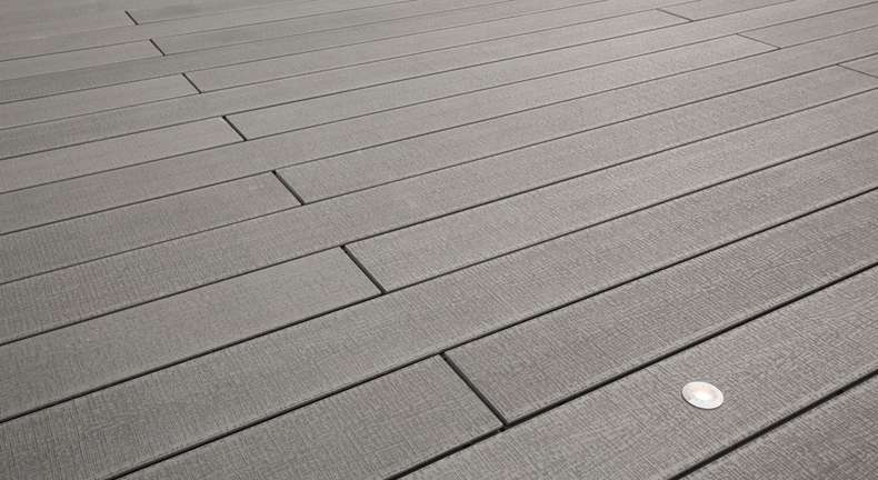 Komplett-Set TitanWood 3m Massivdiele Holzstruktur Hellgrau 21m² inkl. Alu-UK