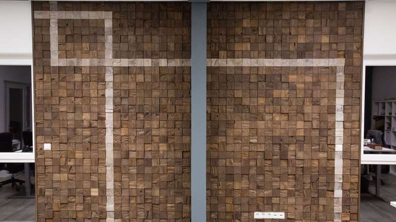 Skaben WoodWall - Teakwood Cube Sulawesi