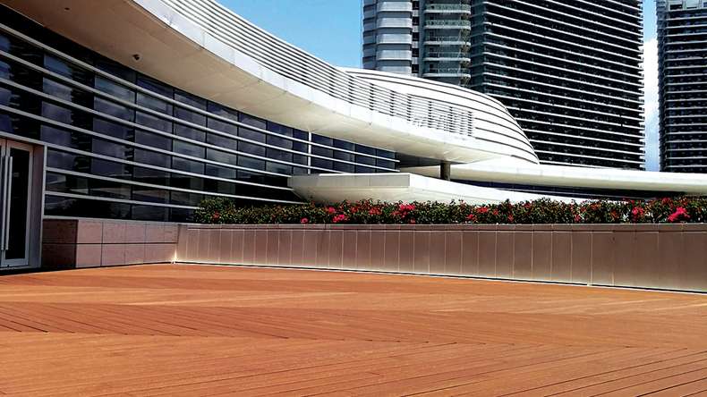 planeo Holzterrasse Massivdiele Bambus Hell glatt/fein genutet - 1850 x 137 x 20 mm
