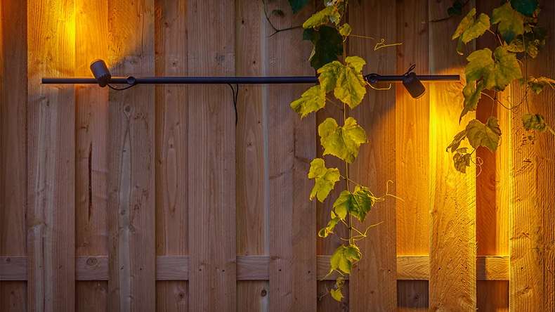 planeo Gartenbeleuchtung 12V - LED-Strahler/Wandleuchte Juno Tube - 4W 372 Lumen