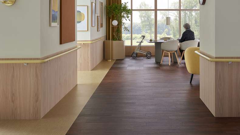 planeo Klebevinyl - SilentIQ Wood 2in1 Objekt Torvelli | Trittschalldämmung integr. (F-DW-SIQ-13080)