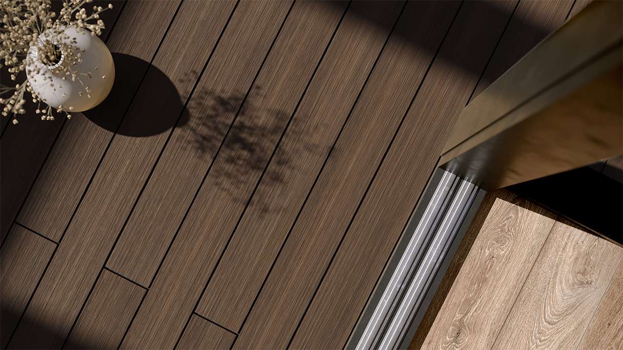 planeo AntikWood WPC Terrassendiele Massiv - Braun 4.8m antik gealtert