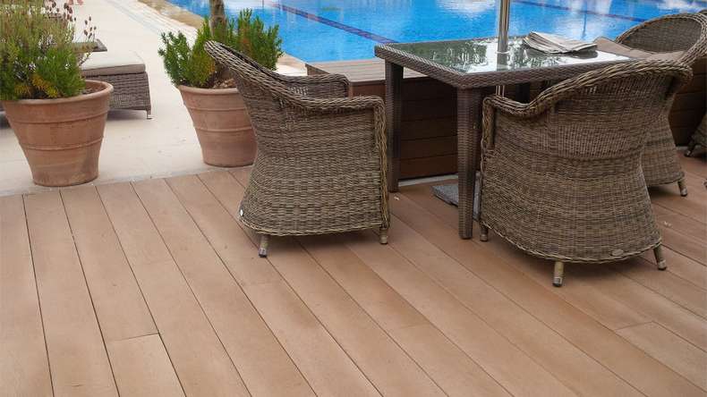 planeo Authoria PureBoard Terrassendiele Massiv - Light Natural Oak 3.6m strukturiert