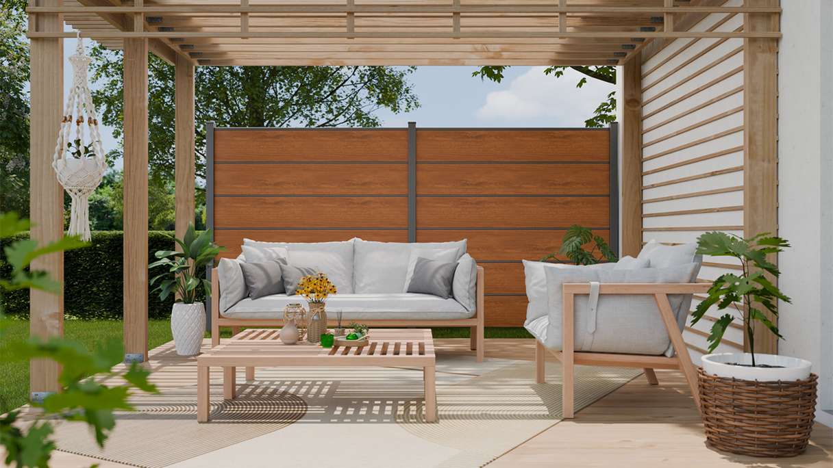 planeo Gardence Simply Premium - PVC-Steckzaun Golden Oak mit Lisenen in Anthrazit 180 x 180 cm