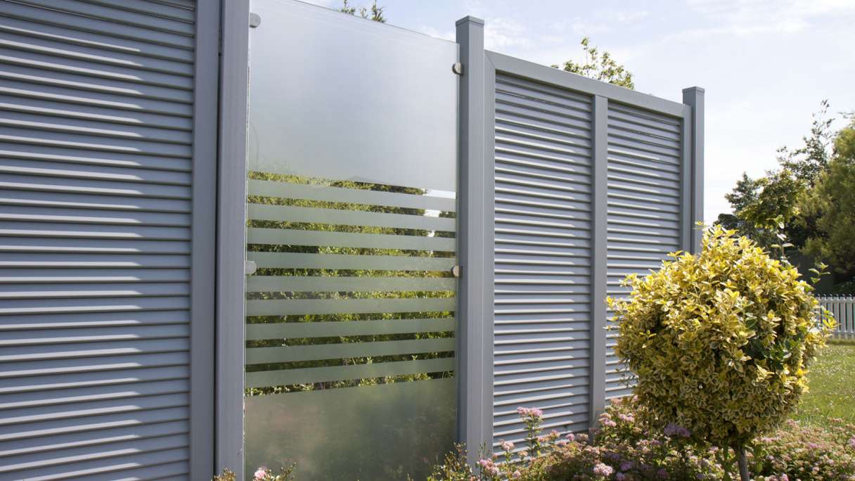 planeo Gardence Flair - Glas-Sichtschutz Hochkant Streifen