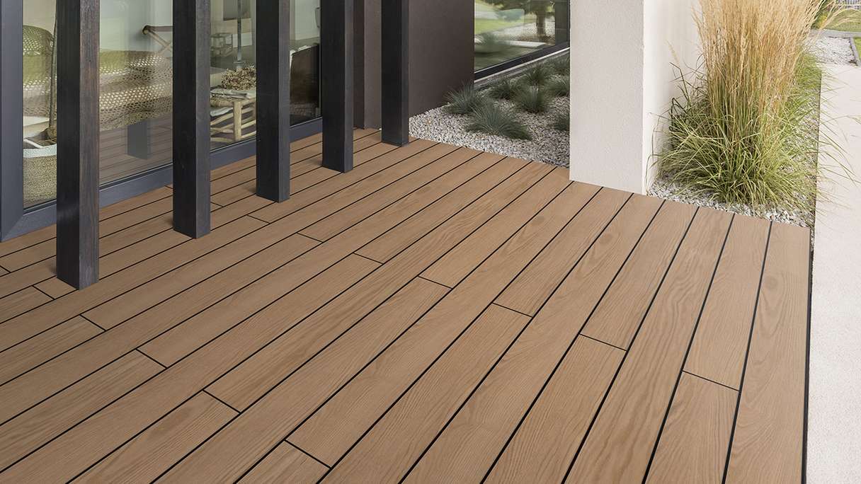 planeo Design Wood - BPC Terrassendiele Massiv - Natural Oak strukturiert