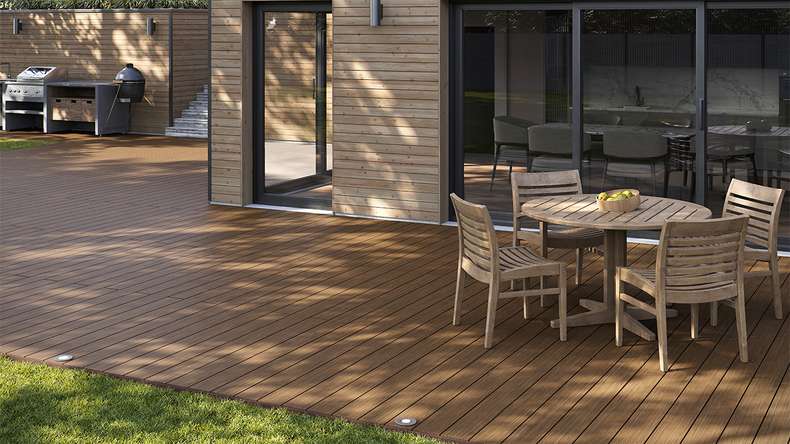 planeo AntikWood WPC-Terrasse Komplett-Set Massivdiele 4.2m (13.58m²) - Hellbraun antik gealtert
