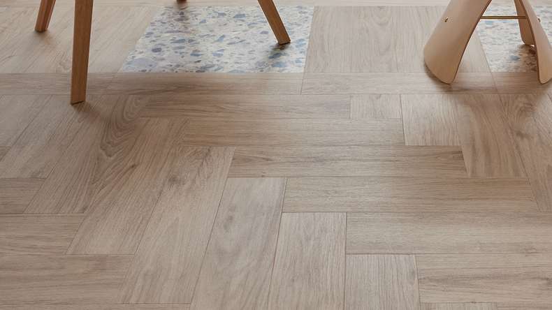planeo Klebevinyl - SilentIQ Wood 2in1 Objekt Cavellia | Trittschalldämmung integr. (F-DW-SIQ-15080)