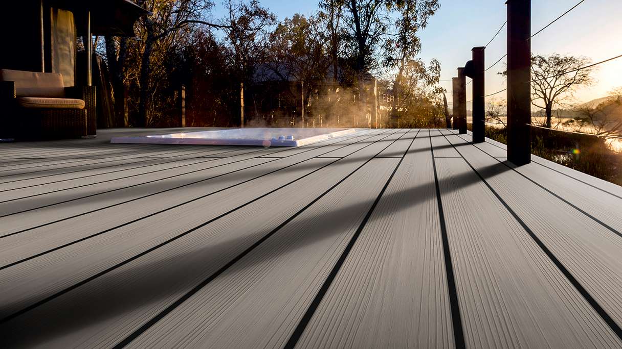 planeo Authentic Wood - BPC Terrassendiele Massiv - Misty Grey strukturiert
