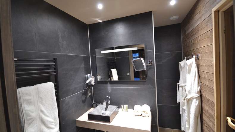planeo EVOLITH Slate&Stone - Naturstein Wandverkleidung Noctis 1220 x 610 mm