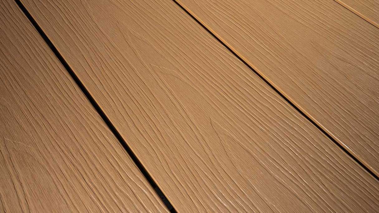 planeo MAXLine Nature - 3m WPC CoEx ummantelte XL Terrassendiele Verbundprofil leicht - Sand strukturiert/glatt gebürstet