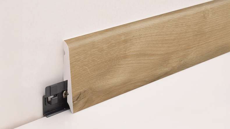 planeo Sockelleiste SolutionX 2in1 - 2400 x 14 x 58 mm Eiche Classic (SL0072)