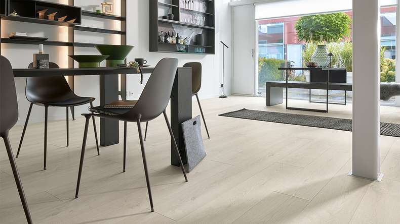 MEISTER Designboden MeisterDesign. next DL 500 S - 07124 Eiche mountain white | Trittschalldämmung integr. (400055-2052220-07124)
