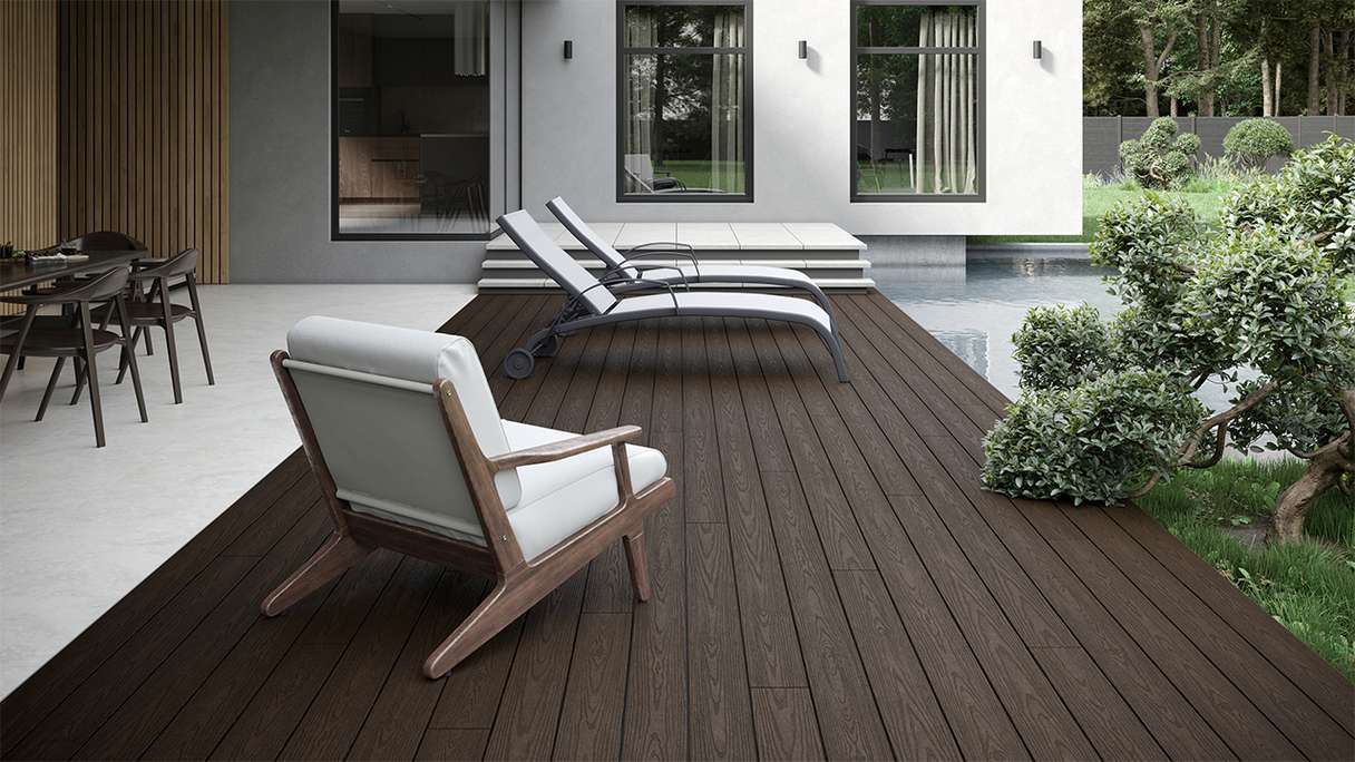 planeo CoEXWood WPC Terrassendiele Massiv ummantelt - Hellbraun/Dunkelbraun 4.2m strukturiert