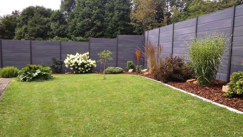 planeo Gardence Deluxe - BPC-Gartenzaun Steingrau co-ex