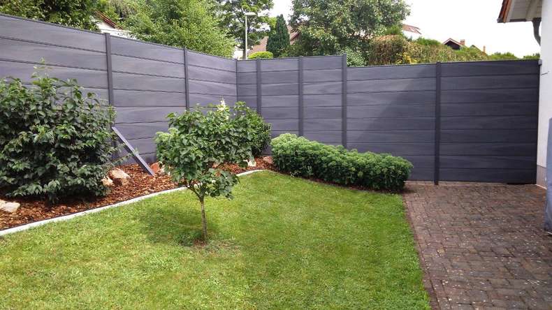 planeo Gardence Deluxe - BPC-Gartenzaun Steingrau co-ex
