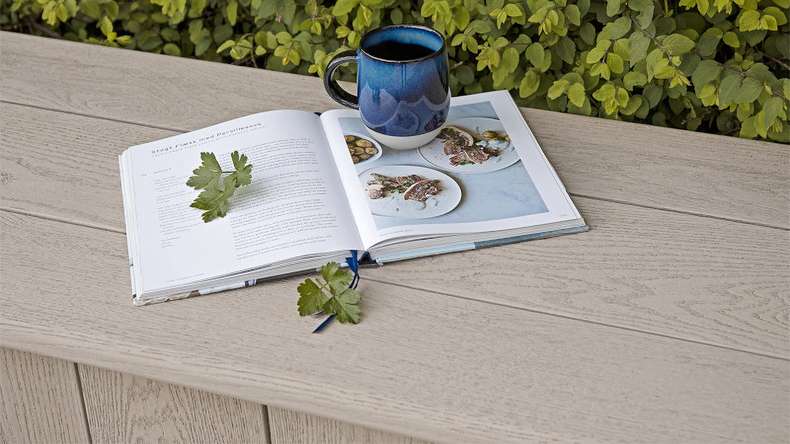 planeo Authoria PureBoard Terrassendiele Massiv - Light Lime Oak 3.6m strukturiert