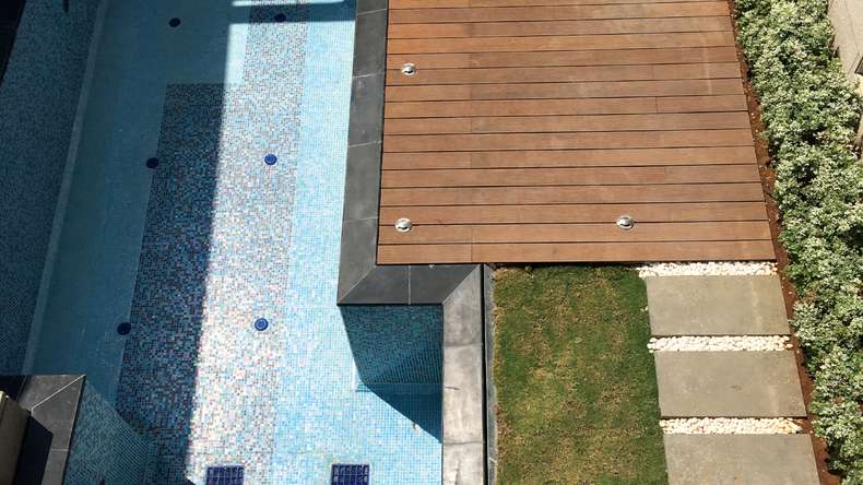 planeo Holzterrasse Massivdiele Bambus Hell glatt/fein genutet - 1850 x 137 x 20 mm