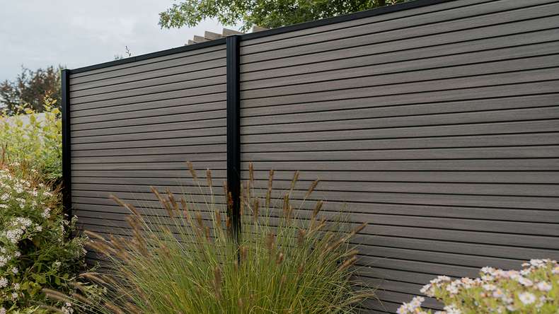 planeo LINEA - WPC CoEx Rhombus Steckzaun Dunkelgrau 176 x 183 cm