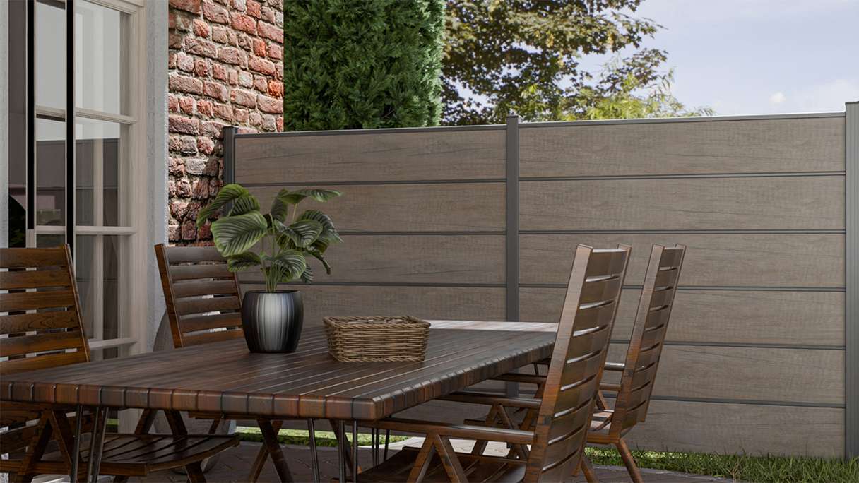 planeo Gardence Simply Premium - PVC-Steckzaun Monument Oak mit Lisenen in Anthrazit 180 x 180 cm
