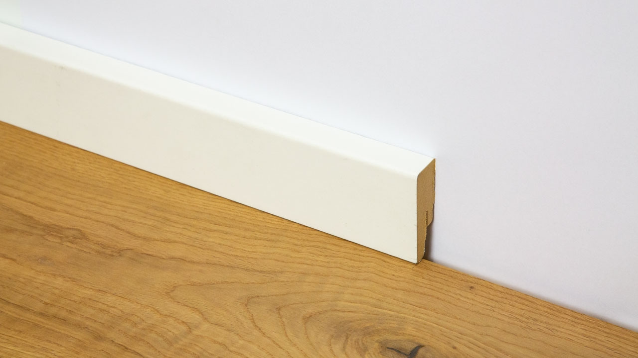 planeo sockelleiste modern weiss 18 x 50mm