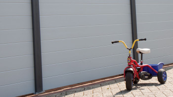 planeo Gardence Metallic - Alu-Gartenzaun Quadratisch Silbergrau DB 701