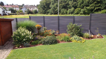 planeo Gardence Deluxe - BPC-Gartenzaun Premium Steingrau co-ex