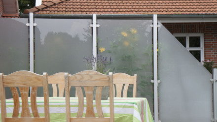 planeo Ambiente - Glas-Sichtschutz Hochkant Satiniert 120 x 180 cm